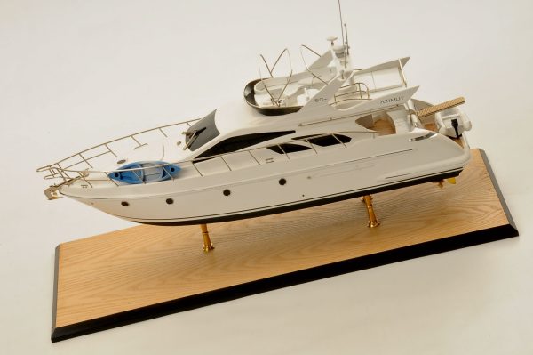 Azimut 50 Model Yacht