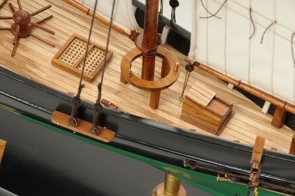 America Model Yacht (Superior Range) - PSM