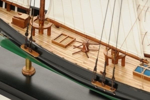 America Model Yacht (Superior Range) - PSM