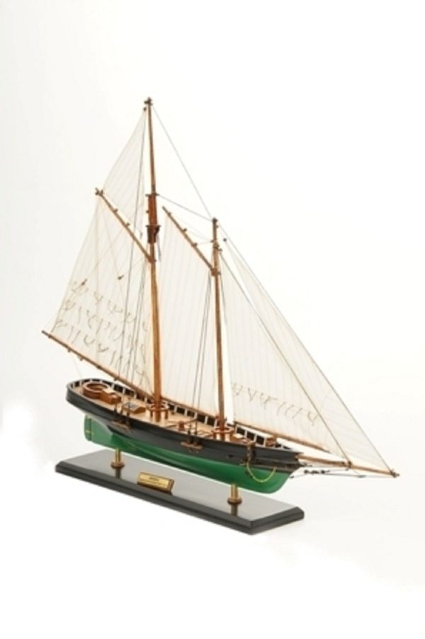 America Model Yacht (Superior Range) - PSM