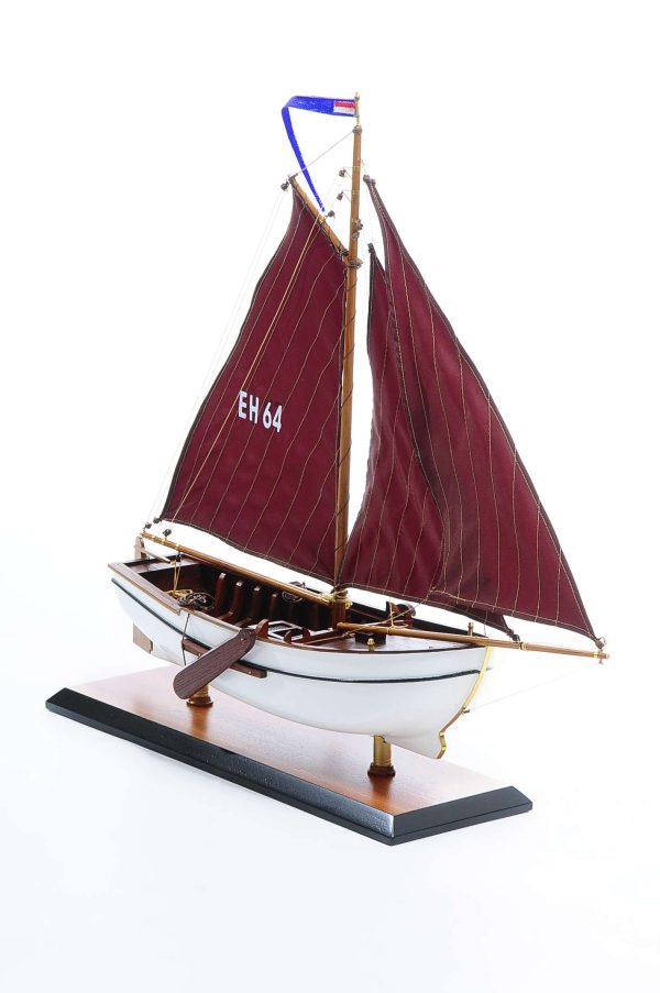 Dutch Marker Roundbow Model Boat