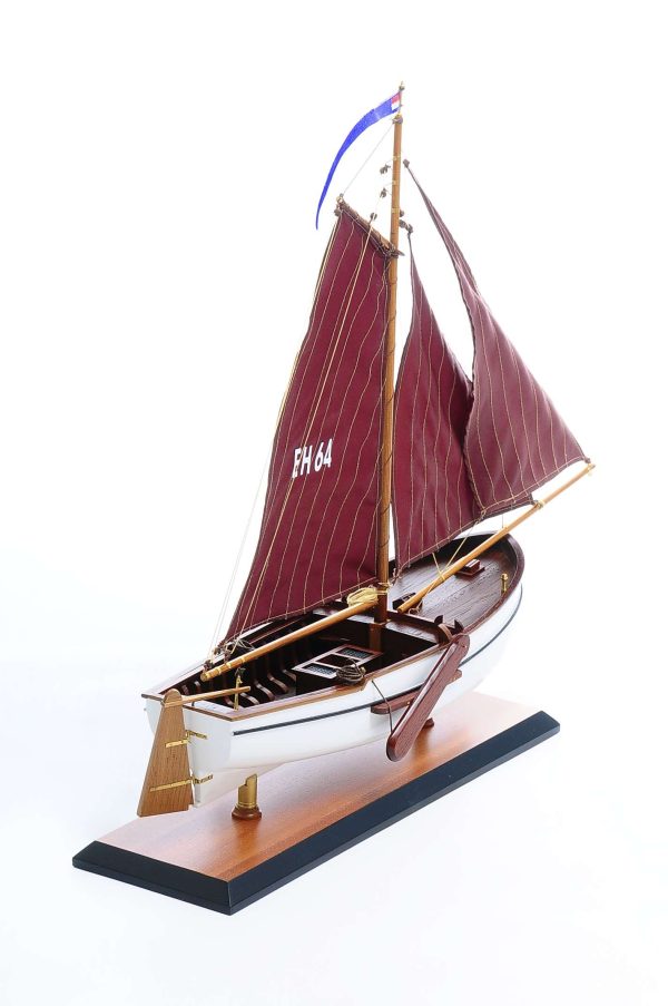 Dutch Marker Roundbow Model Boat