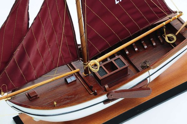 Dutch Marker Roundbow Model Boat