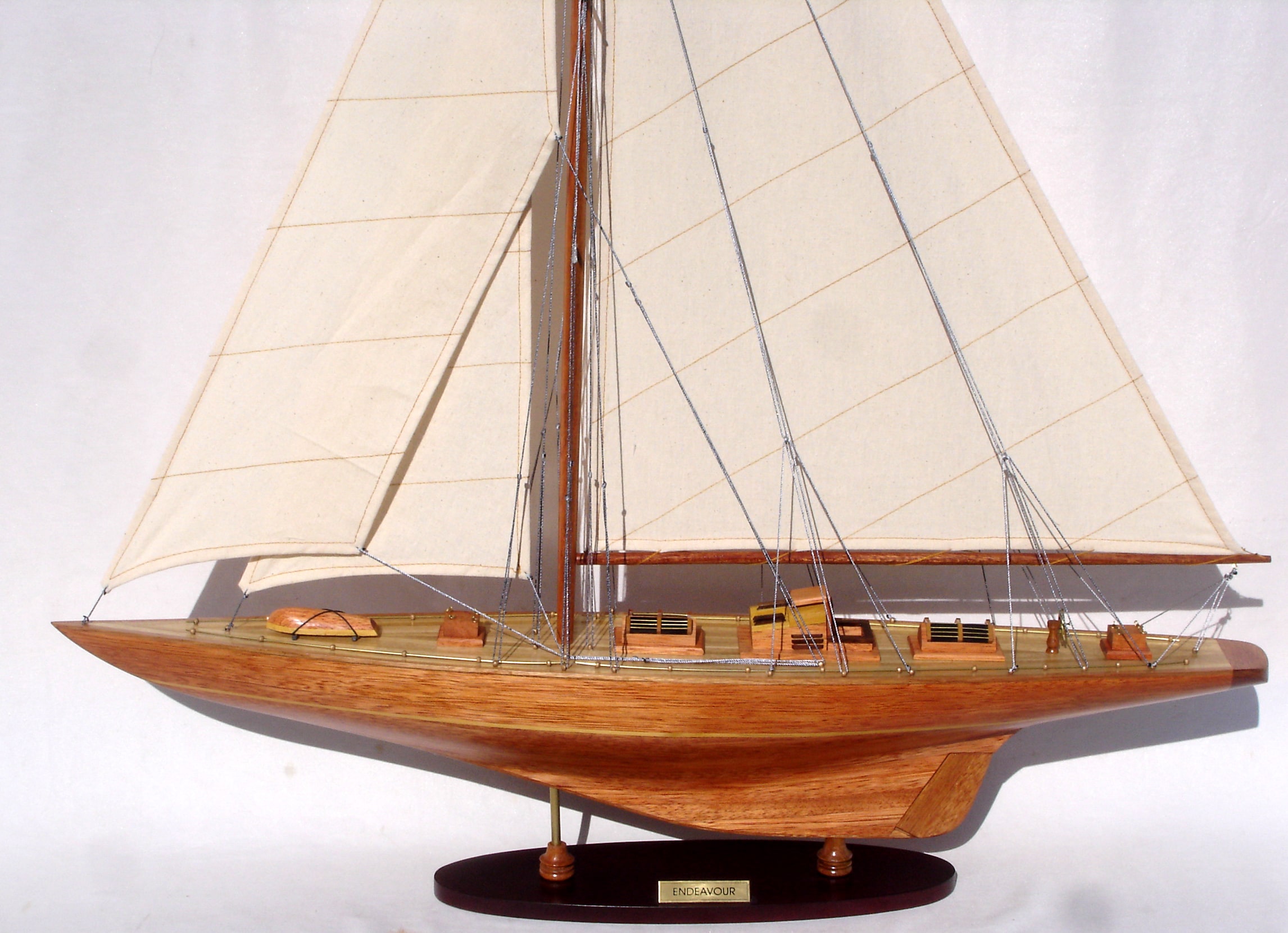 Endeavour Model Yacht  (Standard Range) - GN OTW