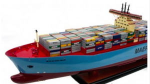 Maersk MC. Kinney Moller Container Ship (Standard Range) - GN