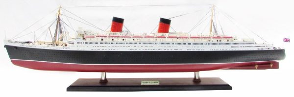 Queen Elizabeth Model Ship - GN