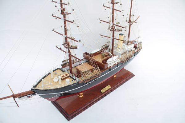 RRS Discovery Ship Model - GN