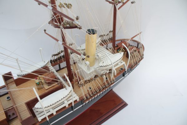 RRS Discovery Ship Model - GN