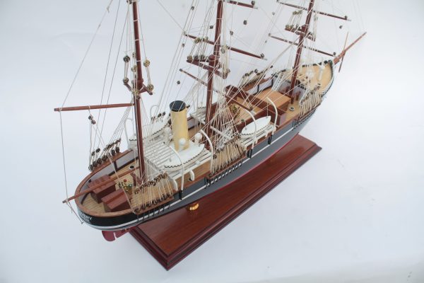 RRS Discovery Ship Model - GN