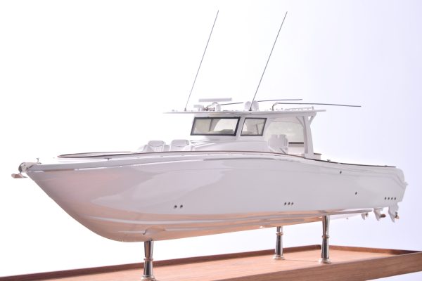 Estrella HCB Model Yacht