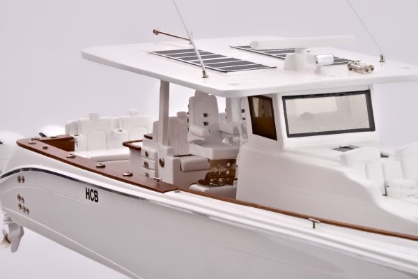 Suenos HCB Model Yacht (White)