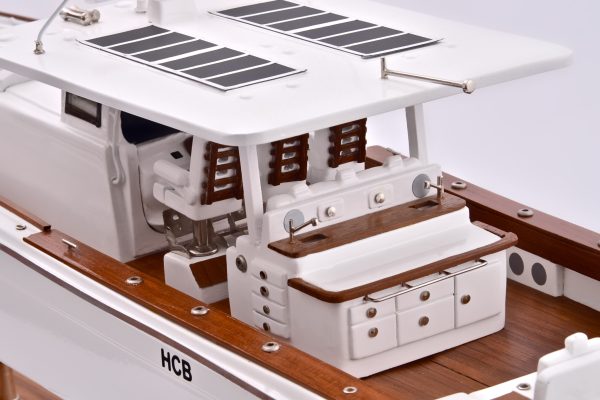 Suenos HCB Model Yacht (White)