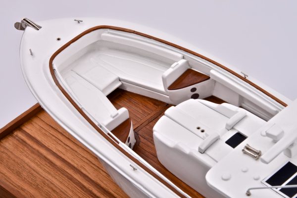 Suenos HCB Model Yacht (White)