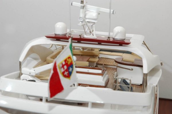 Aicon Fly 85 Yacht