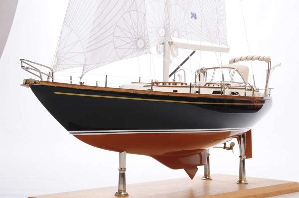 Indigo Moth Model Yacht