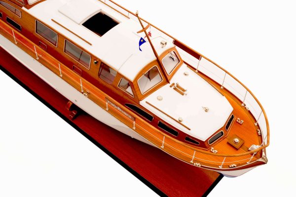 Starcraft 40 Model Boat (Rajdhani)