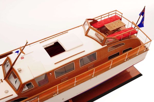 Starcraft 40 Model Boat (Rajdhani)