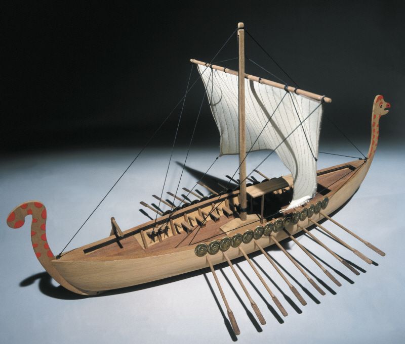 Viking Ship Model Kit - Mantua Models (780)