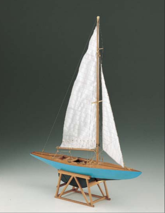 J-Class Model Yacht 5.5 Kit - Corel (SM53)