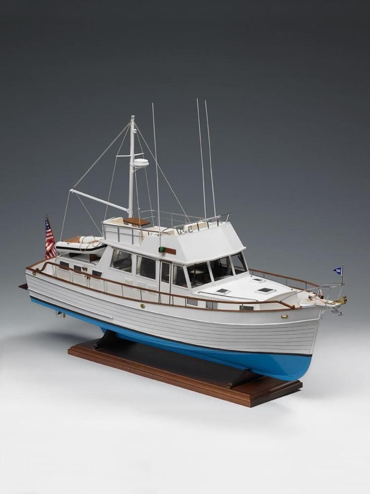 Grand Banks Model Yacht Kit - Amati (1607)