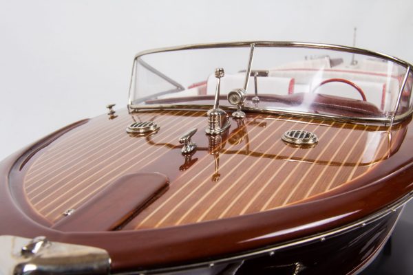 Super Riva Aquarama model boat (Distrazione)