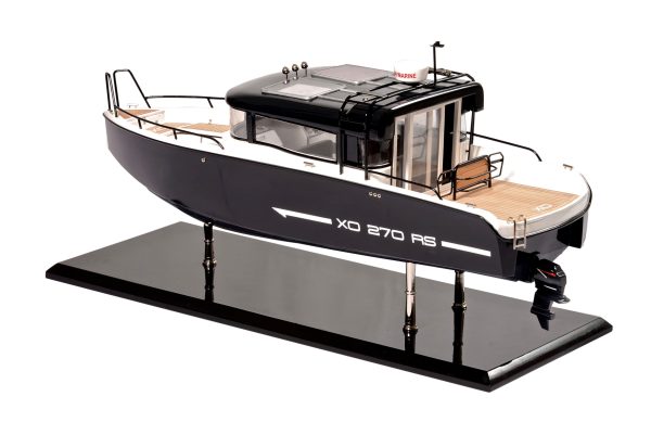 Bahari Xo Front Cabin Ship Model