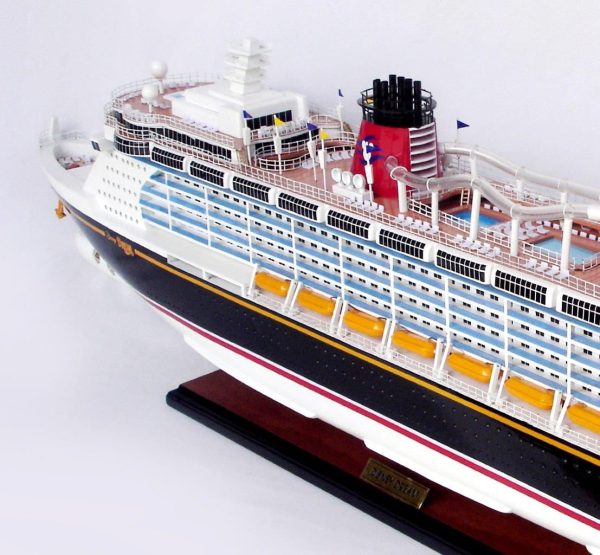 Disney Dream Model Boat - GN OTW