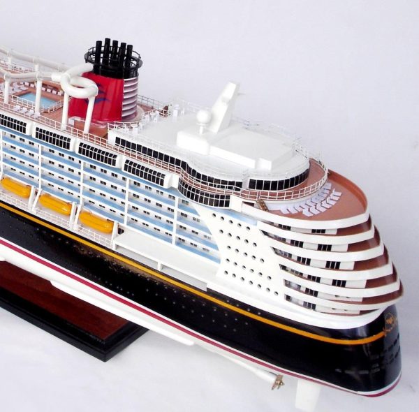 Disney Dream Model Boat - GN OTW