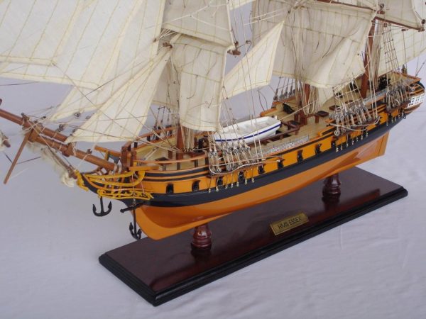 HMS Essex Model Ship - GN