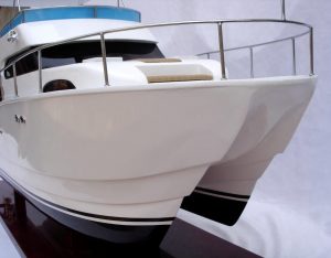 Twin-Hull Viking Sport Yacht Model Boat - GN