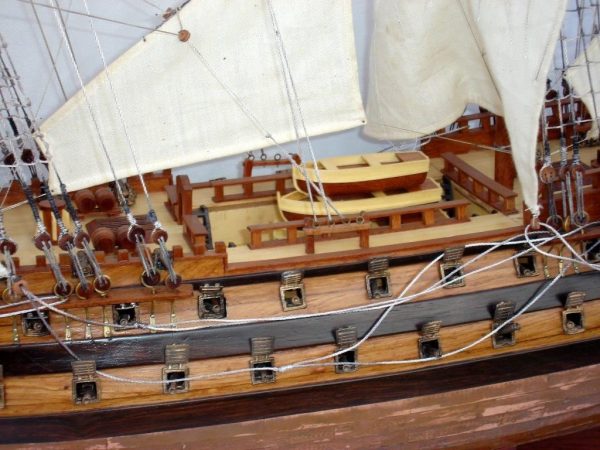 Le Superbe Ship Model with Copper Hull - GN