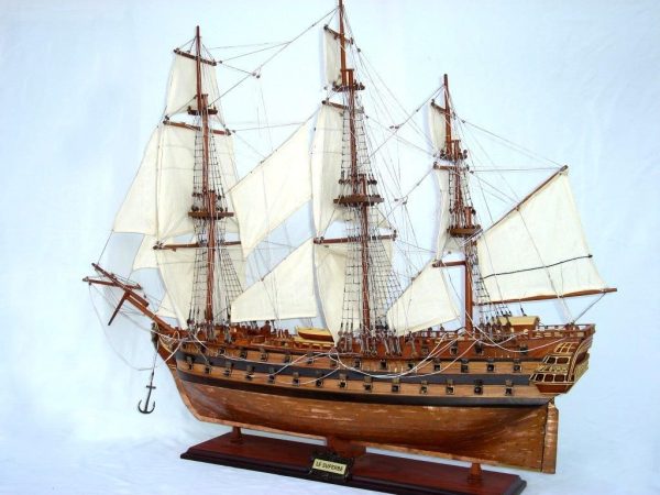 Le Superbe Ship Model with Copper Hull - GN