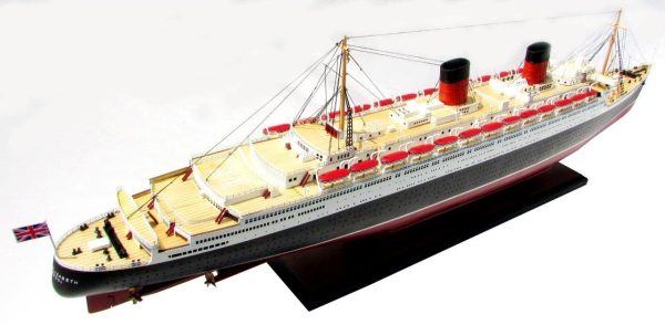 Queen Elizabeth Model Ship - GN