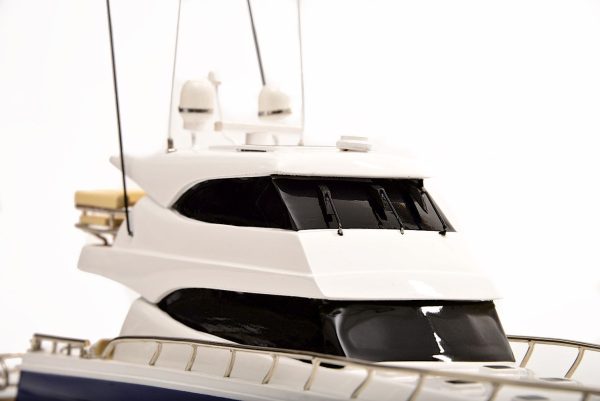 Maritimo 70 Model Yacht