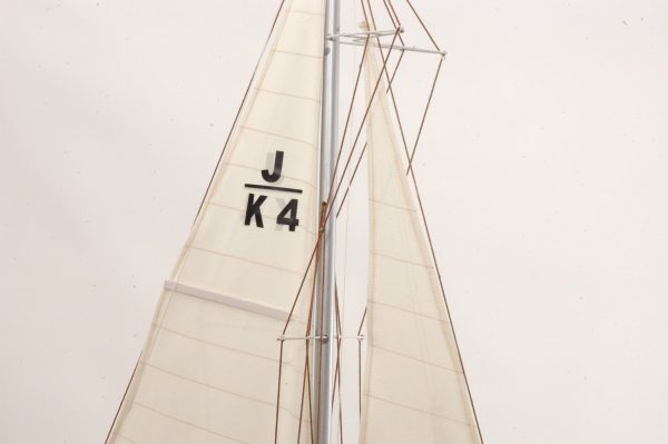 Shamrock Model Yacht (Superior Range) - PSM