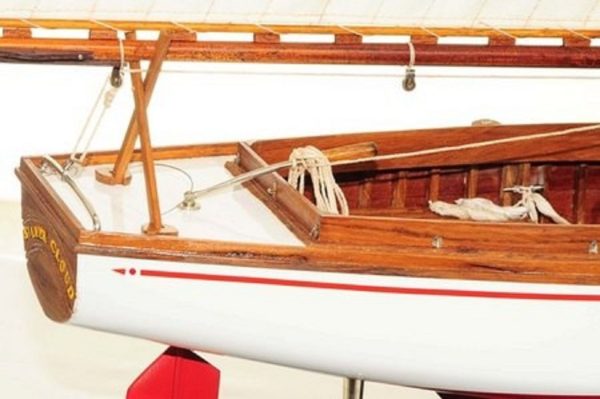 Silver Cloud Model Yacht (Premier Range) - PSM