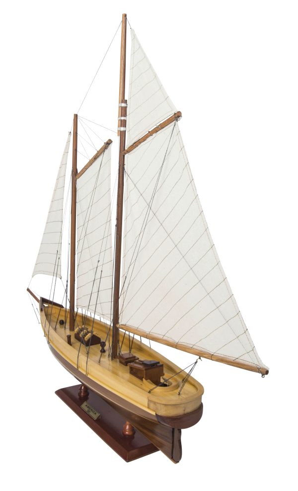 America Model Yacht (Standard Range) – AM (AS137)