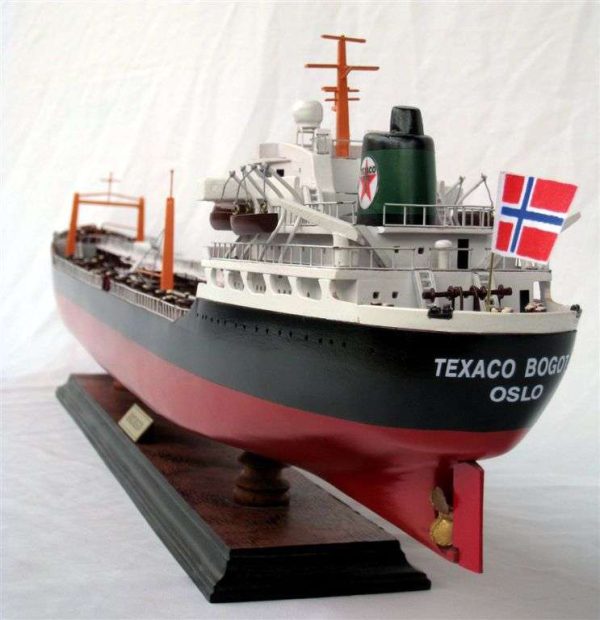 Texaco Bogota Oil Tanker (Standard Range) - GN OTW