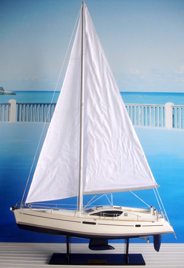 Jeanneau Sun Odyssey 45DS Ship Model - GN OTW