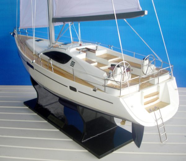 Jeanneau Sun Odyssey 45DS Ship Model - GN OTW