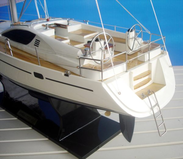 Jeanneau Sun Odyssey 45DS Ship Model - GN OTW