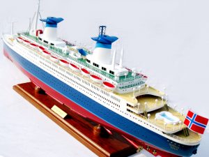 SS Norway (Special Edition) Model Boat - GN