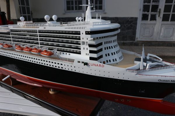 Queen Mary 2 Painted - GN