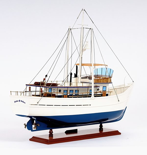 Dickie Walker Model Ship - OMH (B039)