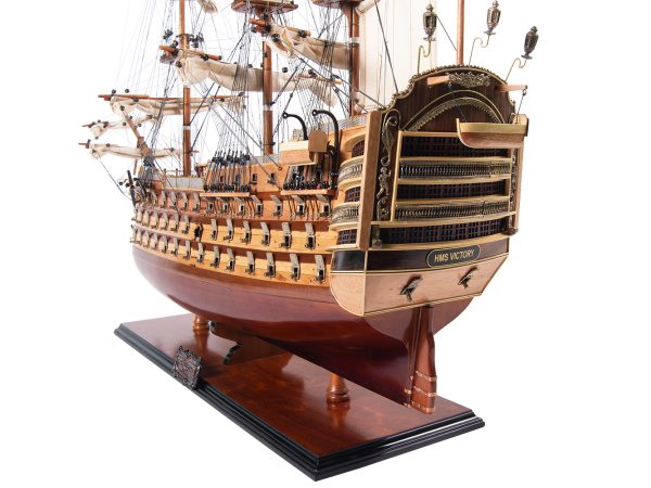 HMS Victory Exclusive Edition Model Ship - OMH (T033)