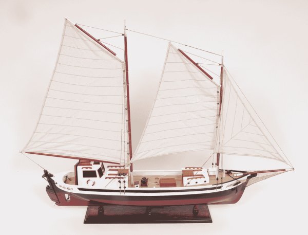 La Gaspésienne Painted Model Ship - OMH (Y110)