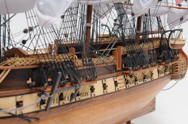 Royal Louis E.E. Model Ship - OMH (T059)