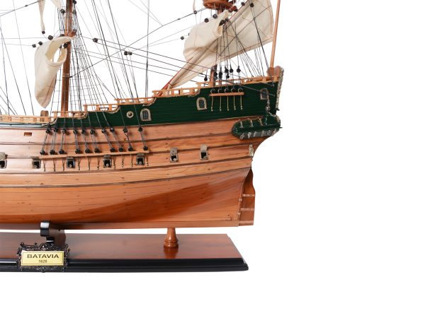 Batavia Model Ship - OMH (T125)