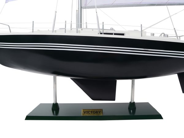 Victory Model Yacht Painted - OMH (Y081)