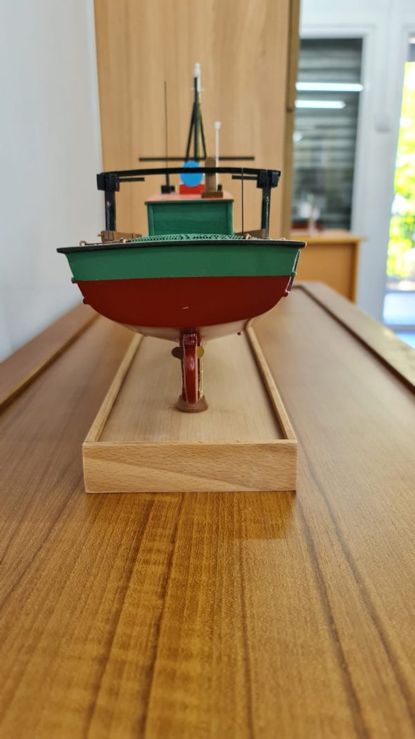 Shrimp Trawler Model - PSM0018